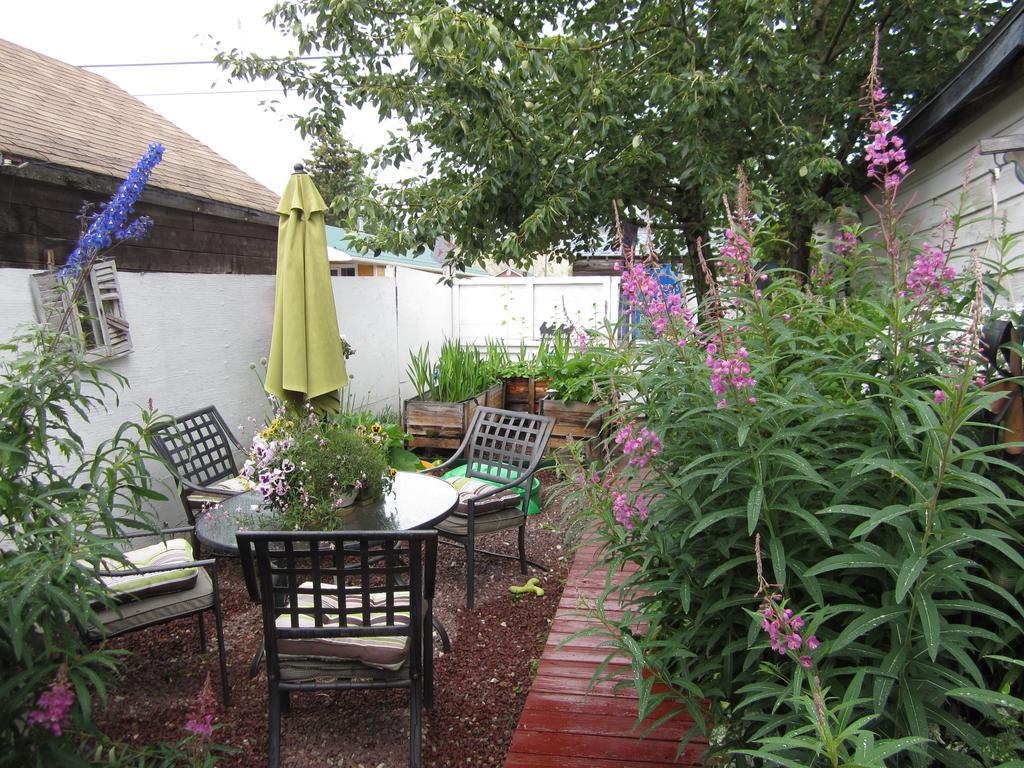 Casey'S Bed & Breakfast Whitehorse Bilik gambar