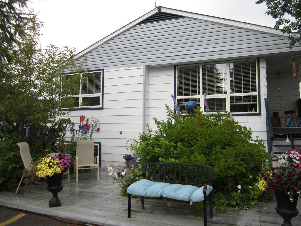 Casey'S Bed & Breakfast Whitehorse Bilik gambar